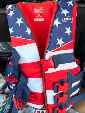 DBX Kids XS Americana Life Jacket - Red, White & Blue